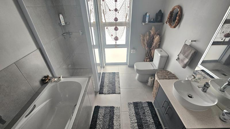 3 Bedroom Property for Sale in Island View Western Cape